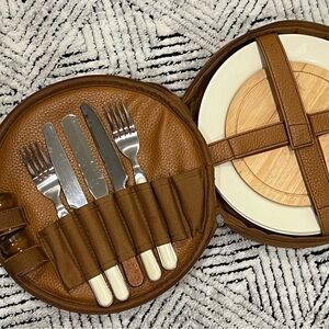 Travel Picnic Dinnerware Set